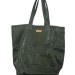 Consuela Welcome to my closet! Photo 0