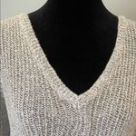 Brandy Melville Women's V-Neck Sweater - brand Melville one duds grey Photo 1