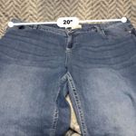 1946 Denim Curvy Cropped Jeans 18W (40" Waist) Blue Photo 6