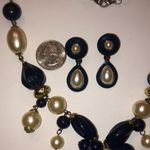 Vintage Chunky Navy Blue Gold Tone Faux Pearl Beaded Necklace Earrings Set Photo 4