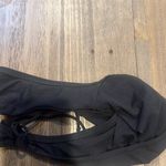 Robin Piccone  black bikini bottoms Photo 6