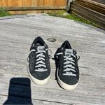 P448  John‎ Paisley Lace Up Low Top Sneakers size 39 9 US Photo 2