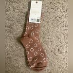 American Eagle Outfitters AE White Boyfriend Tie Dye Yin Yang Flower Socks Photo 9