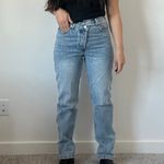 Princess Polly  Asymmetrical button front straight leg jeans light wash‎ Photo 4