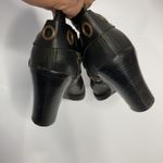 Tommy Hilfiger black leather harness boots size 7.5 Photo 5