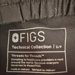 FIGS  high waisted Black Jogger scrub pants Photo 4