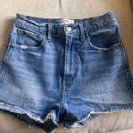 Abercrombie & Fitch Ultra High Rise Mom Short 27/4 Photo 0
