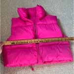Amazon  Puffer Vest Hot Pink M Photo 3
