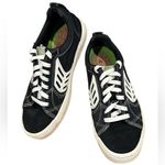 Cariuma Catiba Pro Low Black with White Contrast Skateboarding Sneaker W 9.5 Photo 3