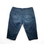 Old Navy  Ultra Blue Capri Jeans Low Rise Stretch 33" Waist Women's 8 Photo 1