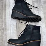 Life Stride  ankle booties size 7 1/2 Photo 1