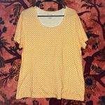White Stag Diamond Pattern Women’s Yellow & White Tee Photo 0