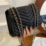 SheIn Chain Square Bag Black Photo 0