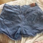 Levi's Levi’s 33 Mid-Length Shorts Photo 1