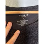 Torrid  Active Animal Print Performance Open Back Short Sleeve Shirt Size 1X Photo 3