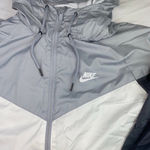 Nike windbreaker Photo 4