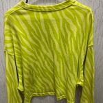 Nike Women’s Oversized Crop top Photo 5