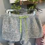 The Comfy  Snuggly Loung Wear Pajama Shorts Womens Large Drawstring Photo 3