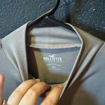 Hollister  Cream Fitted Cropped Shirt with Mandarin Collar Photo 1