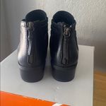 Baretraps  black goldie Ankle boots Criss Cross Boho zip up size 7 NWT Photo 2