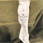 Lululemon FAST AND FREE SHORT HIGH RISE 10” GREEN ICE DYE SIZE 2 Photo 7