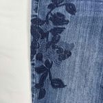 Elle Women's Retro Blue Floral Embroidery Classic Medium Wash Jeans Size 8 Photo 3