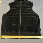 Athleta  Women’s Hanover Hybrid Vest Photo 15