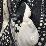 Lululemon  Scuba Hoodie III in Static Mist White Black, Sz 6 Photo 12