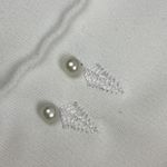 Lady Gay Vintage White Nylon Gloves w/ Pearl Buttons Elegant Formal Wear [6 1/2] Photo 2
