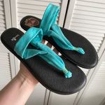 Sanuk Yoga Mat triangle Sandals Turquoise Women’s 7 like new Photo 0