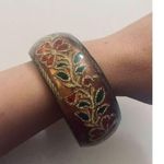 Five wooden bracelets BEAUTIFUL TAN HAND Photo 0