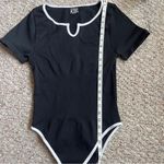 OQQ Black Short Sleeve White Trim Notch Neck Tummy Control Bodysuit Womens Large Photo 3