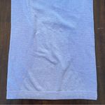 Gymshark Women’s Light Purple Short Sleeve Compression Top T-Shirt Size XS Photo 3