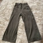 Lululemon Align wide leg crop Photo 0