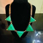 Amrita Singh Reversible Bermuda coral/turquoise statement necklace. Photo 3