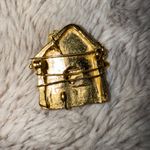 Vintage Birdhouse Brooch‎ Pin Gold Tone Birdhouse Bird Flowers Photo 1