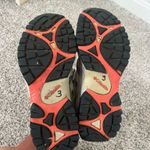 Columbia  Women’s Hiking Shoes Photo 6