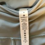 Lululemon Capri Leggings Photo 2