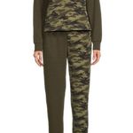 No Boundaries NWT  Camo Print Hoodie and Joggers, 2-Piece Active Set SZ Small Photo 2