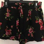 Women's Bermuda Shorts Tie Front Mid Rise Pull On‎ Floral Black Red Size Medium Photo 6