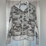 Athleta  Camo Women's Triumph Printed Camouflage Zip Up Hoodie Size Medium EUC Photo 1
