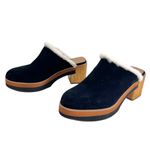 Bernardo  Sky Clogs, Black Suede, Photo 2