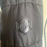 Volcom -BLACK DOWN JACKET-SIZE MEDIUM Photo 14