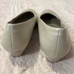 Size 7.5 wide shoes • soft style Photo 2