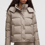 Lululemon Women's Wunder Puff Hooded Jacket Size 14 Beige 600 Down Fill Winter Photo 0