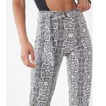 I am gia I.AM.GIA Shiraz Snake Print Pants Black White High Waisted Belted Womens Size XS Photo 2