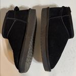 Cushionare Women's Black Ankle Boots Photo 3