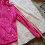 The North Face  Fuzzy Pink Bright Medium Zipper Sweater Long Sleeve Winter Warm M Photo 3