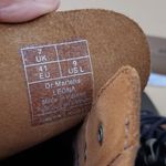 Dr. Martens 7 eye black leather heeled boot sz 6 Photo 4