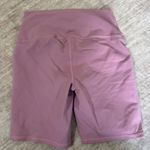Alo Yoga Airlift Parisian pink biker shorts Photo 4